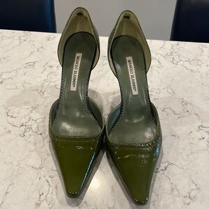Green Manolo Blahnik size 39 heels (8.5 US)